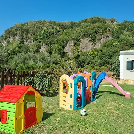 Amazing Corfu Rania Located In A Quite And Private Area גאוביה